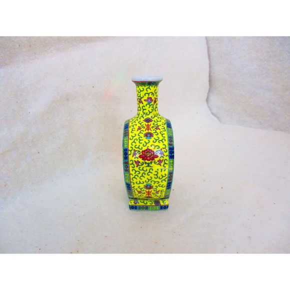 Asian Miniature Yellow Floral vase Chinese  Boho Mini Incense Gift, Bud vase - Picture 2 of 8